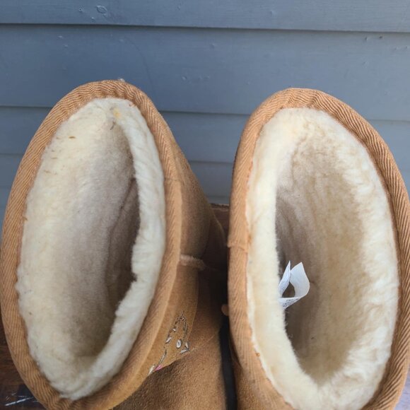 UGG Juliette Floral Embroidered Brown Suede Tall Boot size 6 - Picture 5 of 13